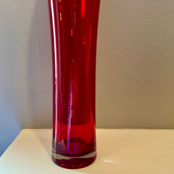 Tall art red glass curvy bottle. Approx. 19”H. Beautiful Czechoslovakian glass - Picture 5 of 13